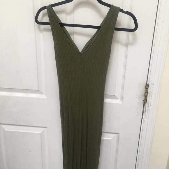 Hunter Green Body con Dress with Gold Zipper - Picture 3 of 3